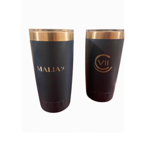 Marineinterior.com – Personalized insulated bottle with premium finish and laser engraving. Perfect for yachts, travel, or luxury hospitality.